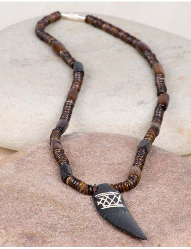 collier-homme-hippie-bone-brown-beach