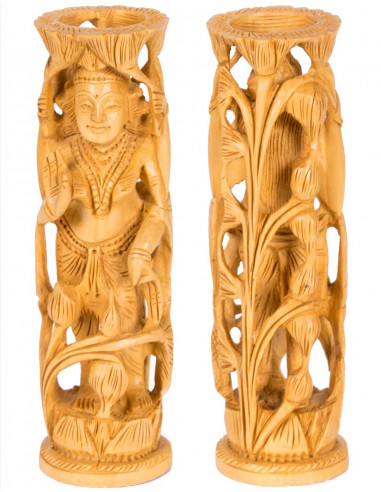 Statua della torre di legno di Lakshmi