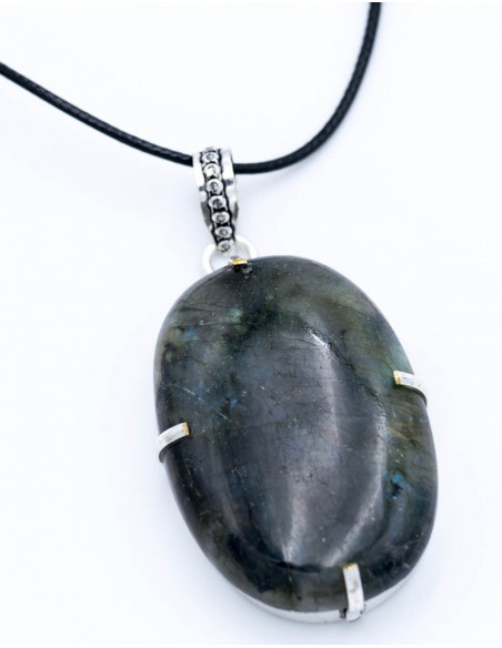 colgante-piedra-mineral-grande-engarzada-en-plateado
