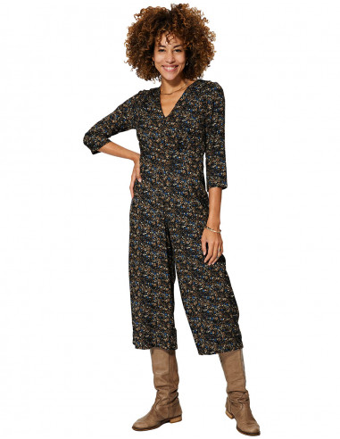 mono-mujer-invierno-escote-en-pico