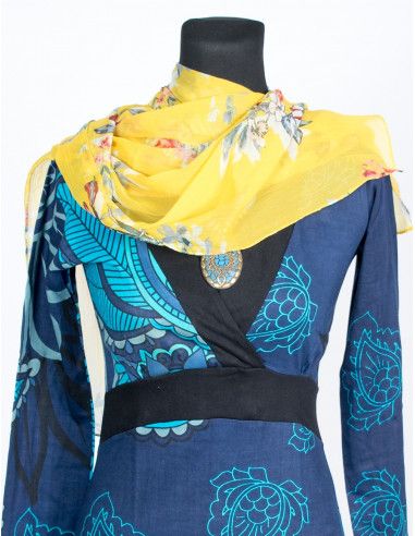 silk-scarf-canvas-rectangular-scarf-models-unique