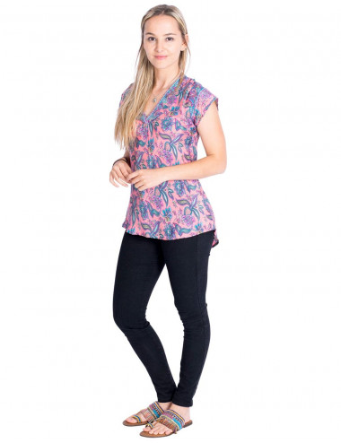 T-shirt con maniche piccole