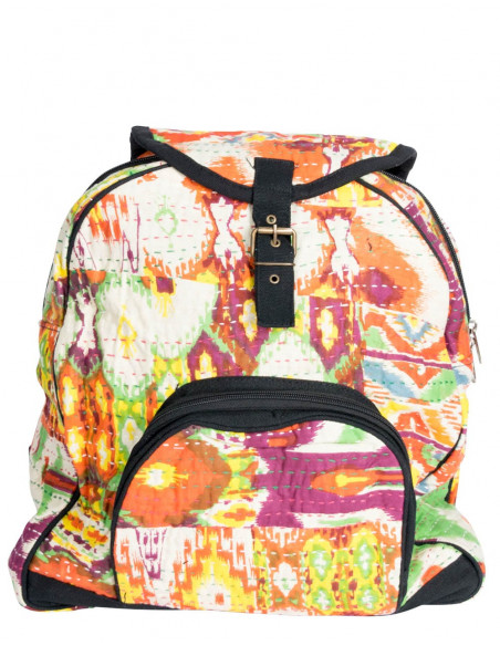 Mochila impressa com costura