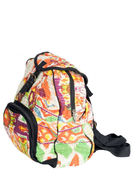 Bedruckter Rucksack mit Nähten