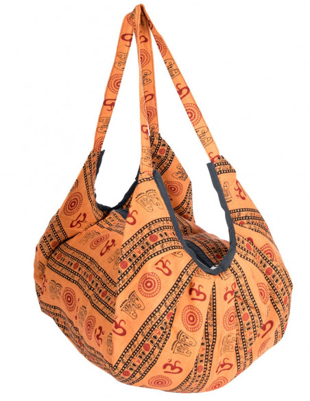 Tasche mit verschiedenen Drucken