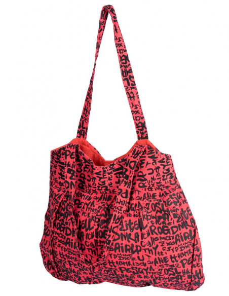 bolso-mediano-fucsia-inscripciones-negro