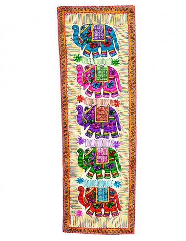 tapiz-vertical-artesanal-bordado-elefantes