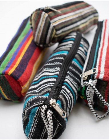 Gestreiftes zylindrisches Gehäuse