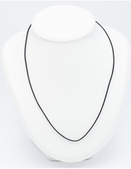 Schwarze Baumwollkette