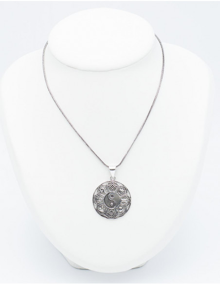 Balance Symbol Pendant