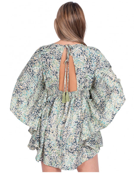 Kleid mit Fledermausärmeln