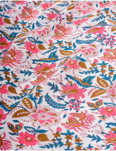 Flores de vestido de algodão