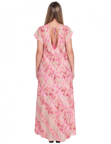 Rosa großes Kleid