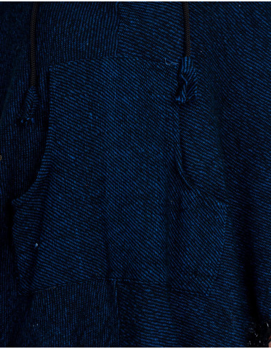 Blauer Wollponcho