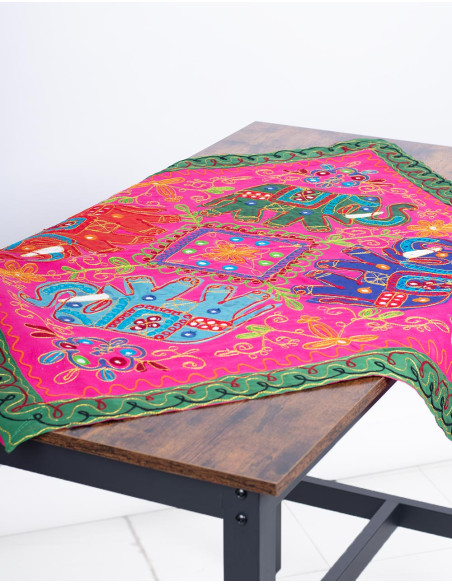 Quadratischer Wandteppich 4 Elefanten