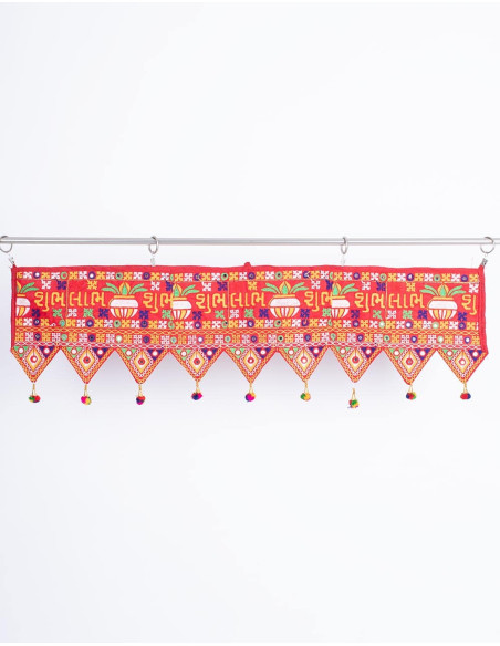 Toran Vermelho com Miçangas