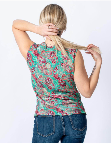 Camiseta básica e descolada de seda estampada sem mangas