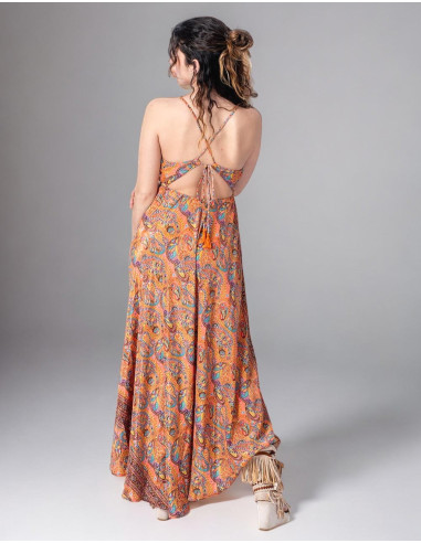 Vestido longo de seda estampado estilo hippie...