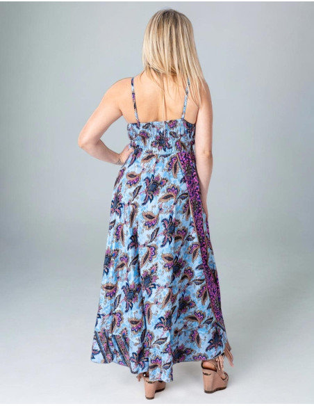 Robe longue style hippie avec imprimé fond bleu clair