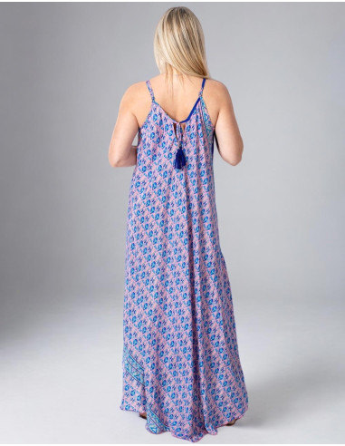 Langes und breites Seidenkleid