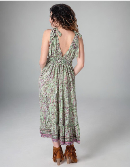 Robe d'été à bretelles avec nœud en soie imprimé