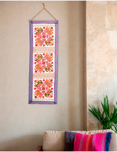 tapiz-decorativo-pared-bordado-a-mano-4-elefantes