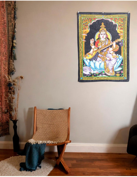 Tapeçaria indiana artesanal Saraswati - Design exclusivo com lantejoulas brilhantes