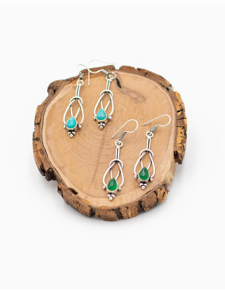 Brincos alongados feitos à mão com pedra mineral – latão banhado a ouro ou prata