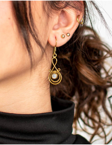 pendiente-dorado-boho-style-con-piedra