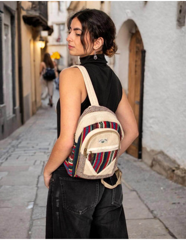 Sac à dos en chanvre - Unique par sa couleur et...