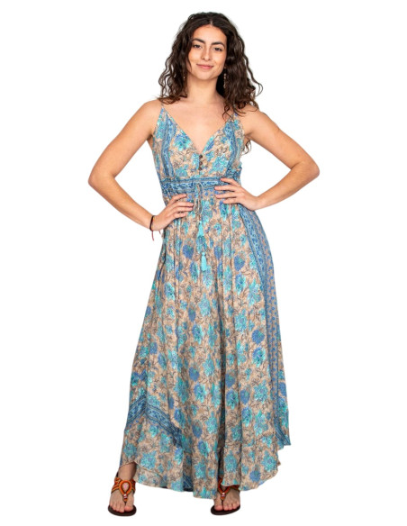 Long boho silk dress with a V-neckline – Indian inspiration for special days