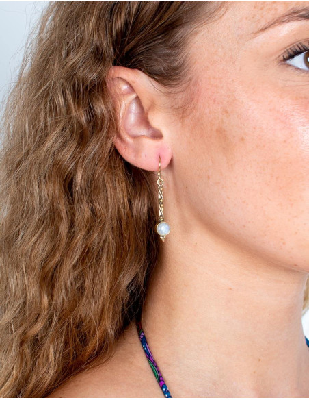 Gold earrings with mineral stone