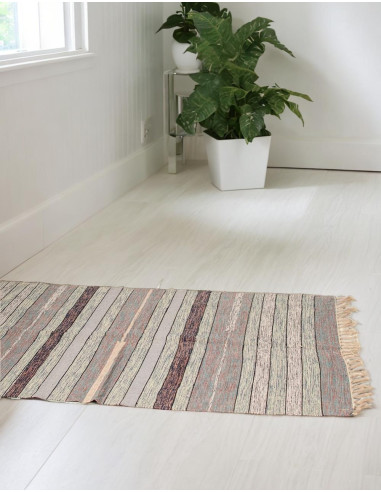 Handmade ethnic rug from India – Made with...