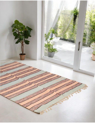 Handmade ethnic rug from India – Made with...