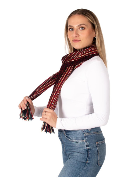 Handmade cotton scarf, hand-knitted in India