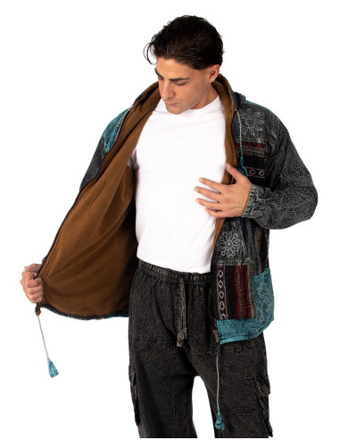 Jaqueta artesanal em patchwork com forro de lã...