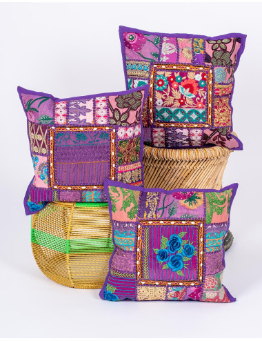 Housse de coussin violette...
