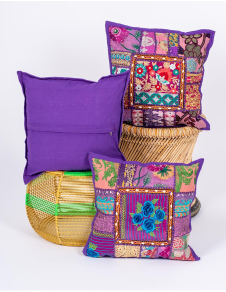 Housse de coussin violette – Décoration artisanale indienne