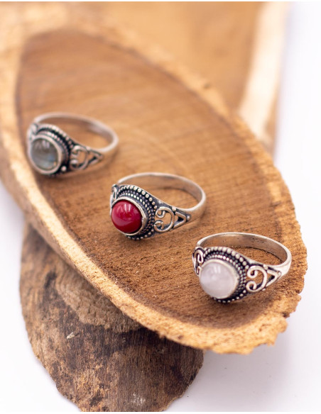 Anel boho prateado com pedra natural – Joias feitas à mão