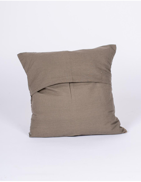 Capa de almofada em tons de cinza, marrom e branco – Estilo étnico feito à mão