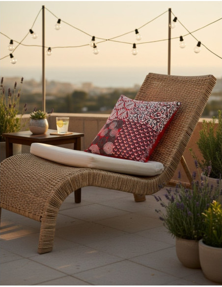 Fodera per cuscino bordeaux e bianca – Decorazione etnica realizzata a mano