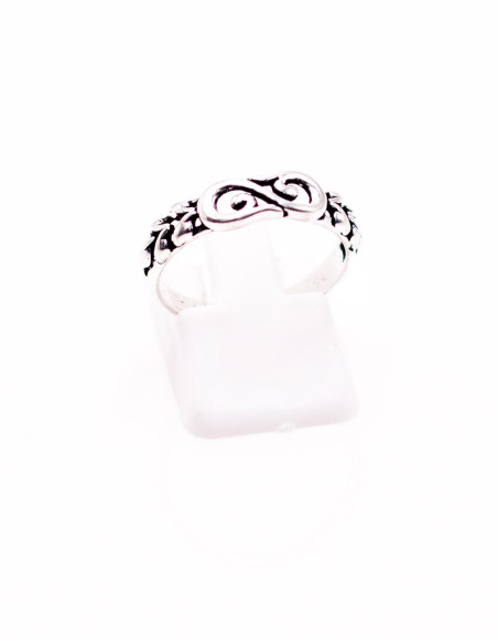 Bague indienne artisanale en spirale, en laiton plaqué argent – Motif ethnique