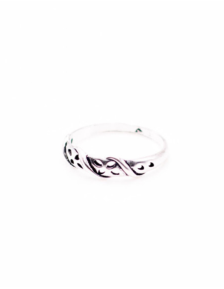 anillo-etnico-petalos-entrelazados-perforado-laton