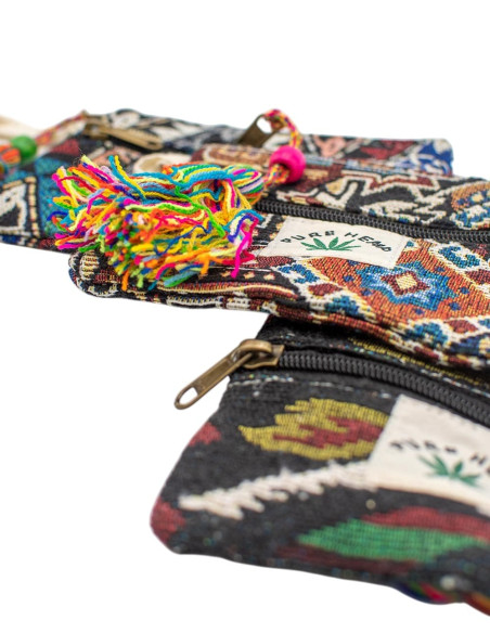 Borsa unisex in canapa con pompon – Accessorio boho fatto a mano