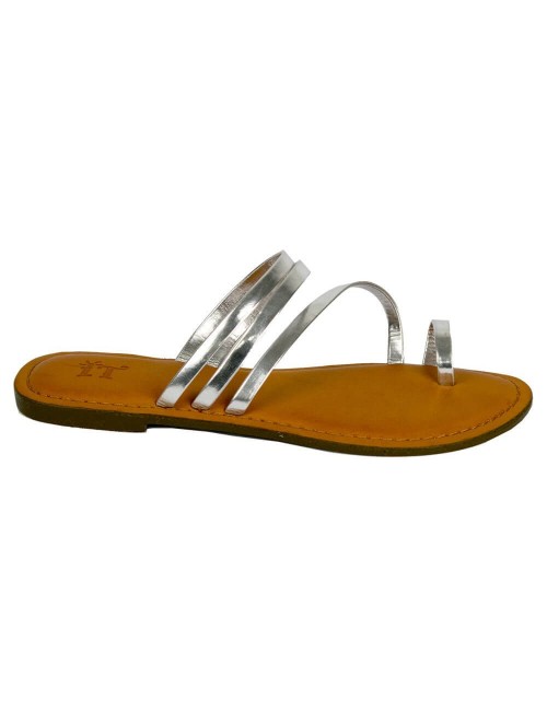 sandalia-plateada-tiras-piel-hippie-costado