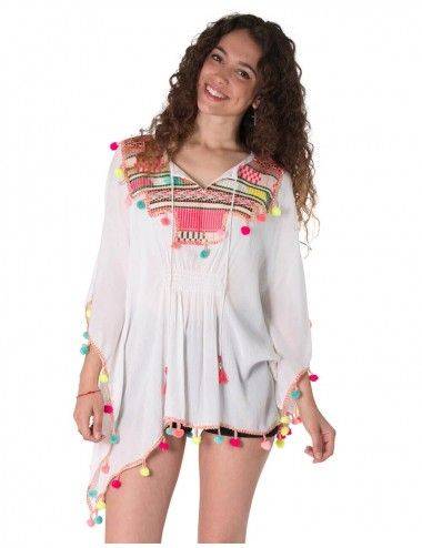 Poncho-blanco-bordado-hippie-chic-playa 2